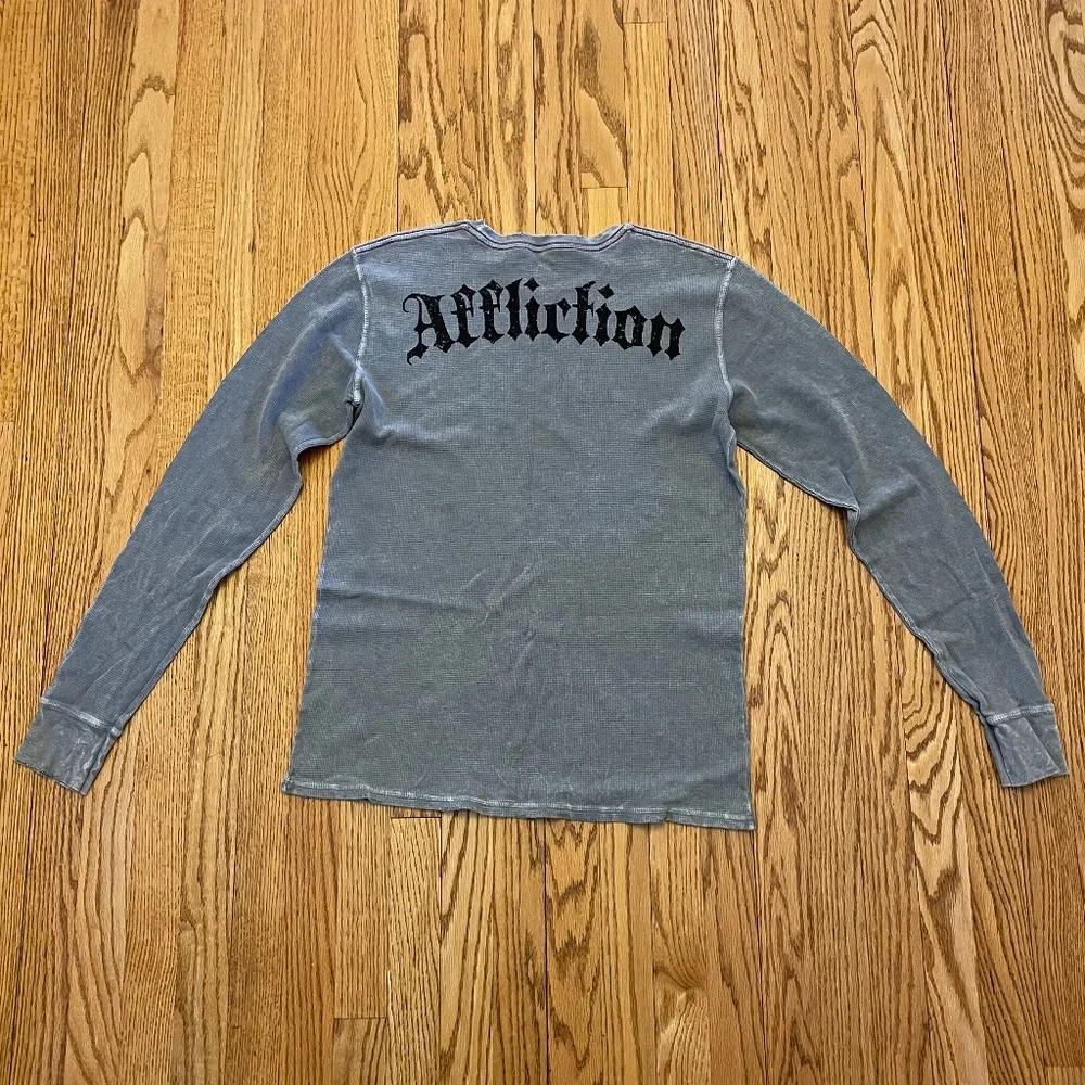 Mens Vintage Affliction Live Fast Valhalla Thermal Shirt, XL, Skulls EUC - Picture 3 of 6